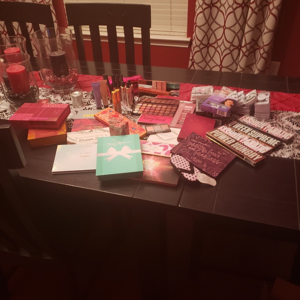 HUGE brand New Mixed Makeup Lot. Colourpop, MAC,